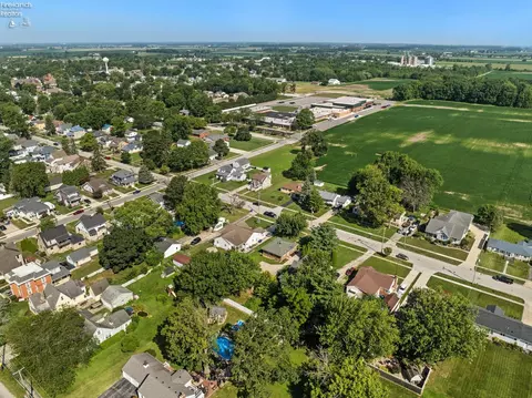 309 E Main St, Oak Harbor, OH 43449 photo 30
