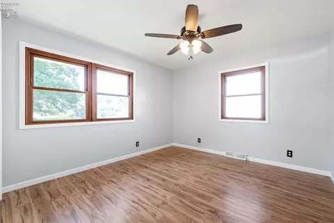 309 E Main St, Oak Harbor, OH 43449 photo 13