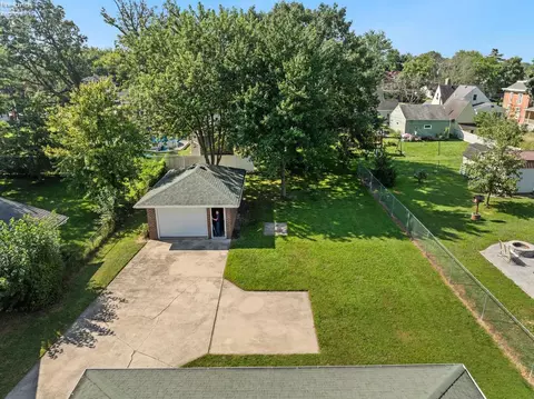 309 E Main St, Oak Harbor, OH 43449 photo 24