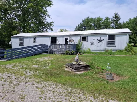 91 Greenwich Milan Townline Rd, North Fairfield, OH 44855