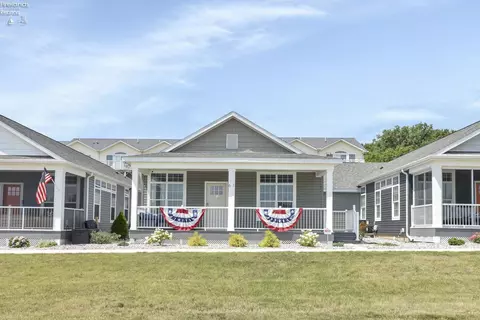 10850 E Bayshore Rd Crane Way #61, Marblehead, OH 43440