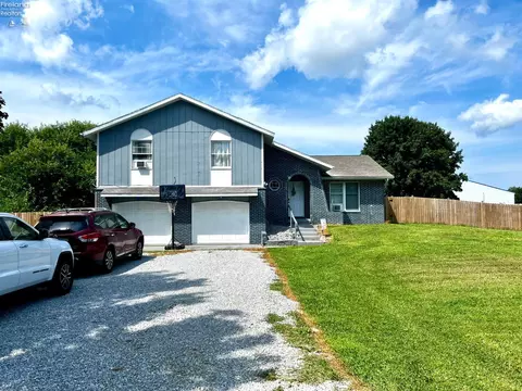 3909 Bardshar Rd, Sandusky, OH 44870