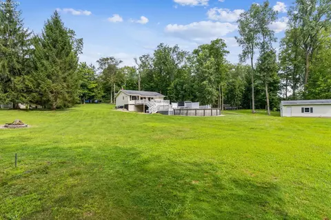 Exterior - 588 Lake Shore Dr, Willard, OH 44890 photo 11 of 14
