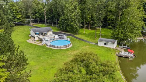 Other - 588 Lake Shore Dr, Willard, OH 44890 photo 5 of 19