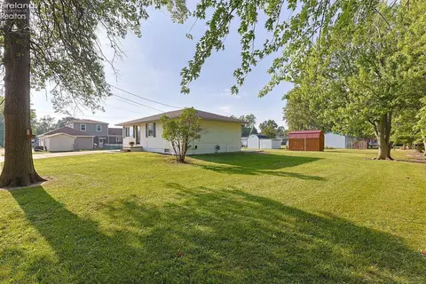 Exterior - 741 May St, Clyde, OH 43410 photo 5 of 6