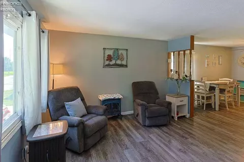 Living - 741 May St, Clyde, OH 43410 photo 1 of 2