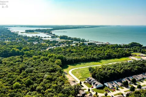 313 Lighthouse Oval, Marblehead, OH 43440 photo 38