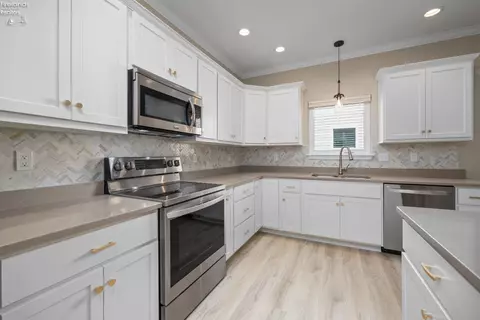 313 Lighthouse Oval, Marblehead, OH 43440 photo 13