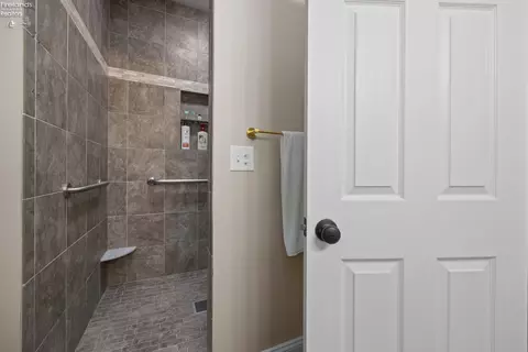 313 Lighthouse Oval, Marblehead, OH 43440 photo 19