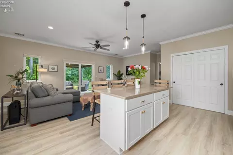 313 Lighthouse Oval, Marblehead, OH 43440 photo 12