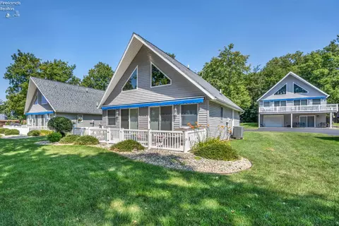 1575 Deist Rd #6, Middle Bass, OH 43446