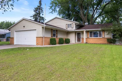 2911 E Perkins Ave, Sandusky, OH 44870