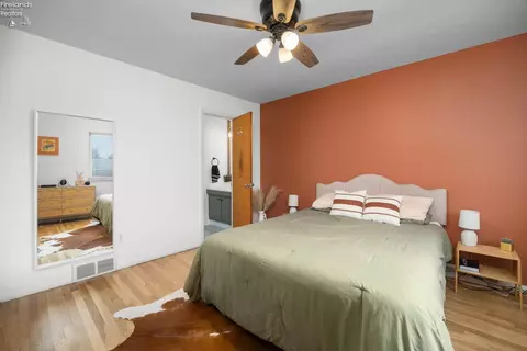 Bedroom - 2911 E Perkins Ave, Sandusky, OH 44870 photo 1 of 9