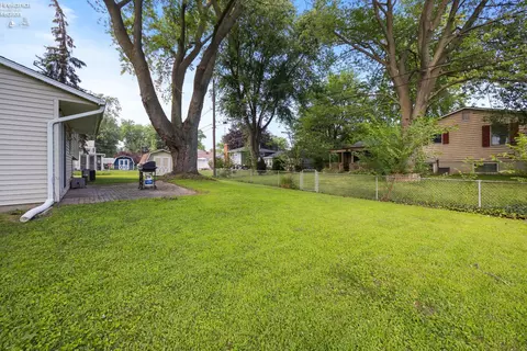 Exterior - 2911 E Perkins Ave, Sandusky, OH 44870 photo 7 of 7