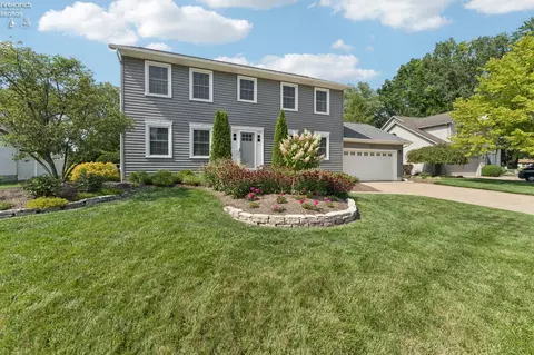 Exterior - 932 Glenview Dr, Huron, OH 44839 photo 9 of 15
