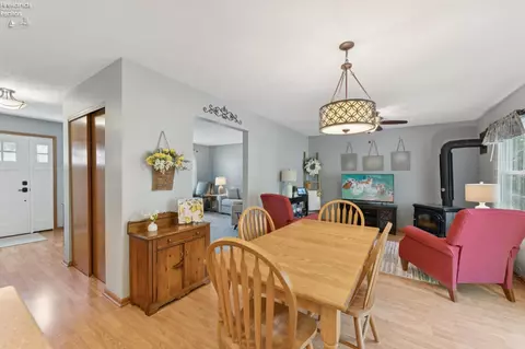 Dining - 932 Glenview Dr, Huron, OH 44839 photo 1 of 2