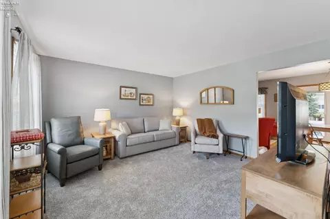 Living - 932 Glenview Dr, Huron, OH 44839 photo 3 of 5