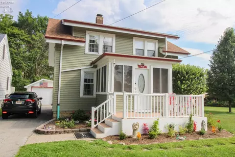 412 Oakland Ave, Sandusky, OH 44870