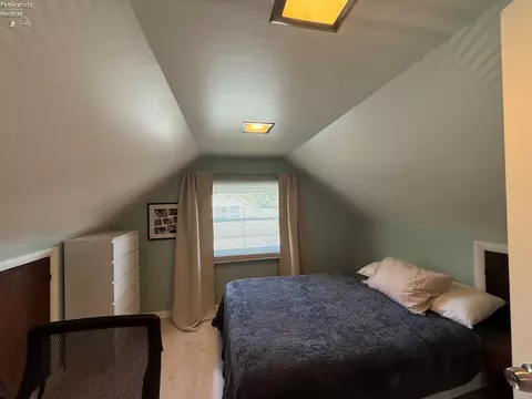 Bedroom - 519 Washington Ave, Huron, OH 44839 photo 9 of 13
