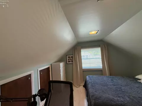 Bedroom - 519 Washington Ave, Huron, OH 44839 photo 10 of 13