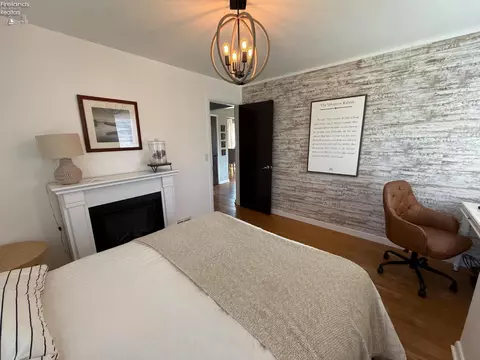 Bedroom - 519 Washington Ave, Huron, OH 44839 photo 3 of 13