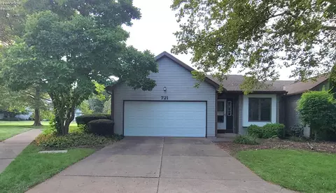 721 Elizabeth Dr, Huron, OH 44839