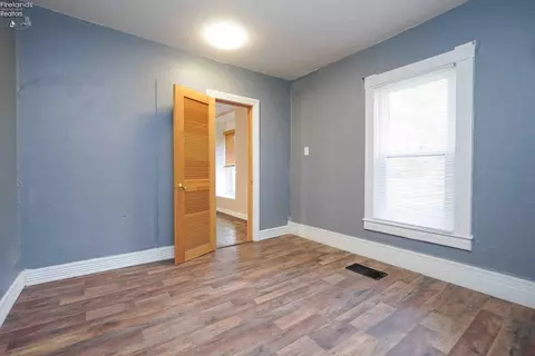 322 Vine St, Clyde, OH 43410 photo 30