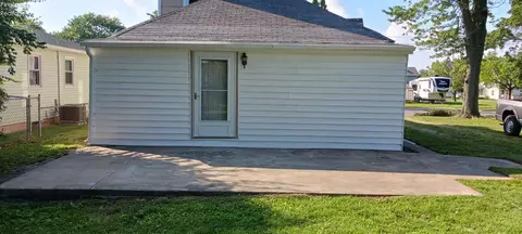 322 Vine St, Clyde, OH 43410 photo 9