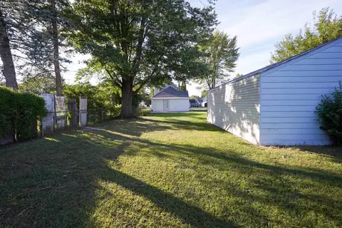 322 Vine St, Clyde, OH 43410 photo 11