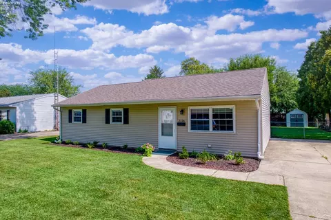 2116 Aspen Run Rd, Sandusky, OH 44870