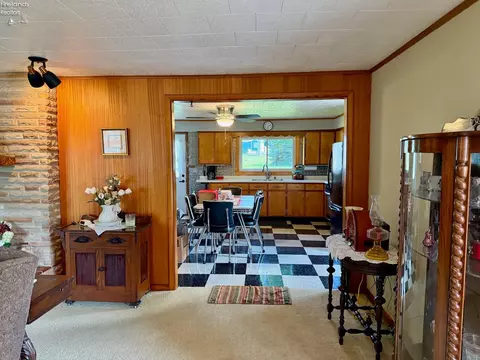 Kitchen - 347 Hidden Beach Rd, Marblehead, OH 43440 photo 6 of 6