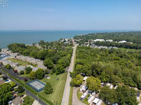 View/Area - 347 Hidden Beach Rd, Marblehead, OH 43440 photo 9 of 12