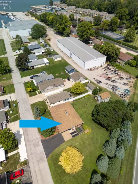 View/Area - 347 Hidden Beach Rd, Marblehead, OH 43440 photo 11 of 12