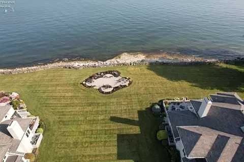 465 N Monument View Dr, Marblehead, OH 43440 photo 7