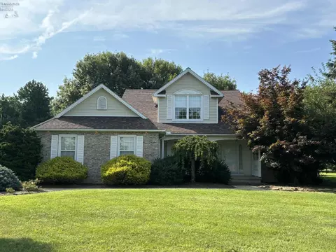 2201 Huron Avery Rd, Huron, OH 44839
