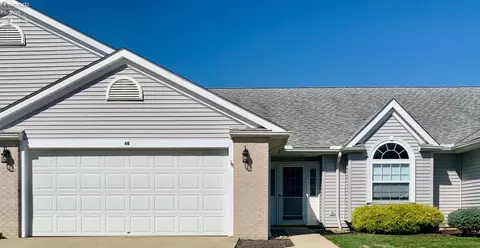 6 Blossom Dr #B, Norwalk, OH 44857
