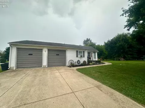 34 Pitt St, Norwalk, OH 44857 photo 25