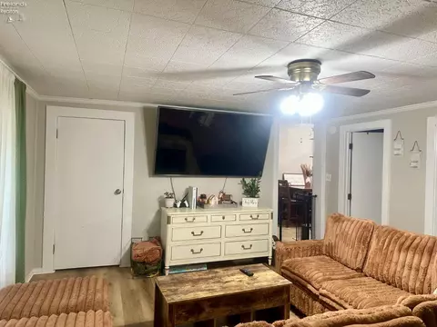 34 Pitt St, Norwalk, OH 44857 photo 5