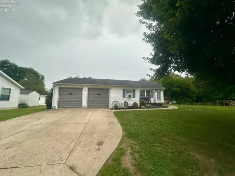 34 Pitt St, Norwalk, OH 44857 photo 24