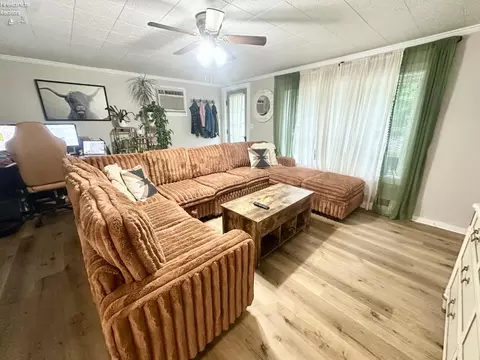 34 Pitt St, Norwalk, OH 44857 photo 8