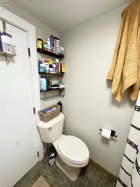 34 Pitt St, Norwalk, OH 44857 photo 19