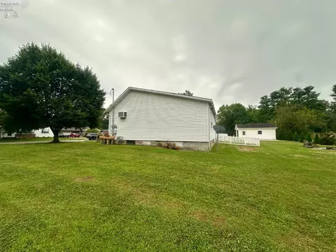 34 Pitt St, Norwalk, OH 44857 photo 27