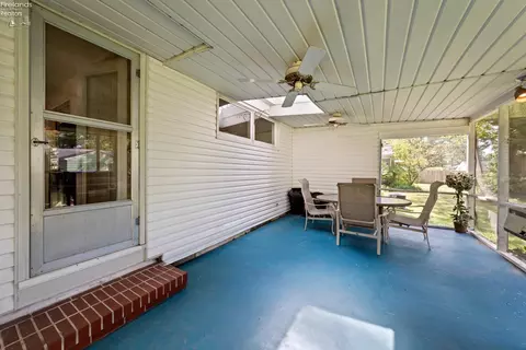 Exterior - 344 Yale, Elyria, OH 44035 photo 4 of 6