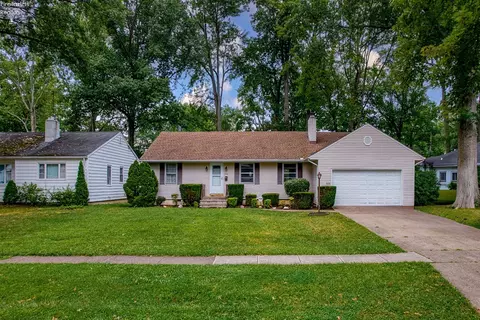 Exterior - 344 Yale, Elyria, OH 44035 photo 2 of 6