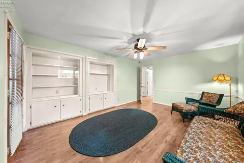 Living - 344 Yale, Elyria, OH 44035 photo 4 of 4