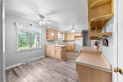 Kitchen - 344 Yale, Elyria, OH 44035 photo 1 of 5