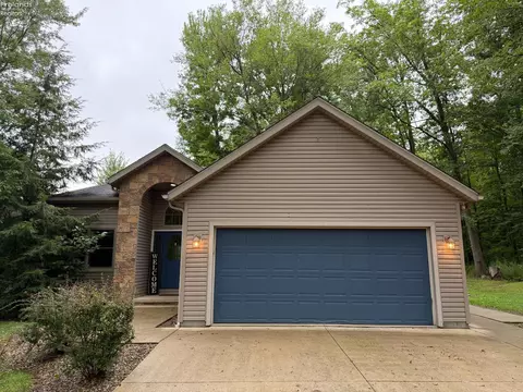 Exterior - 2926 E Collins Rd, Collins, OH 44826 photo 3 of 11
