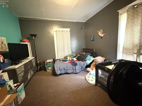 Bedroom - 627 Dale Ave, Willard, OH 44890 photo 3 of 3