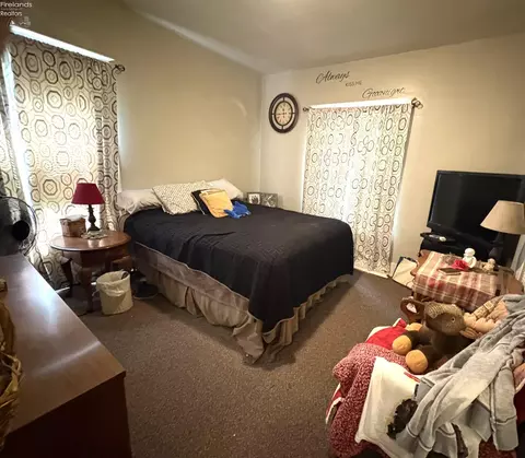 Bedroom - 627 Dale Ave, Willard, OH 44890 photo 1 of 3