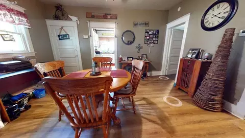 Dining - 627 Dale Ave, Willard, OH 44890 photo 1 of 4